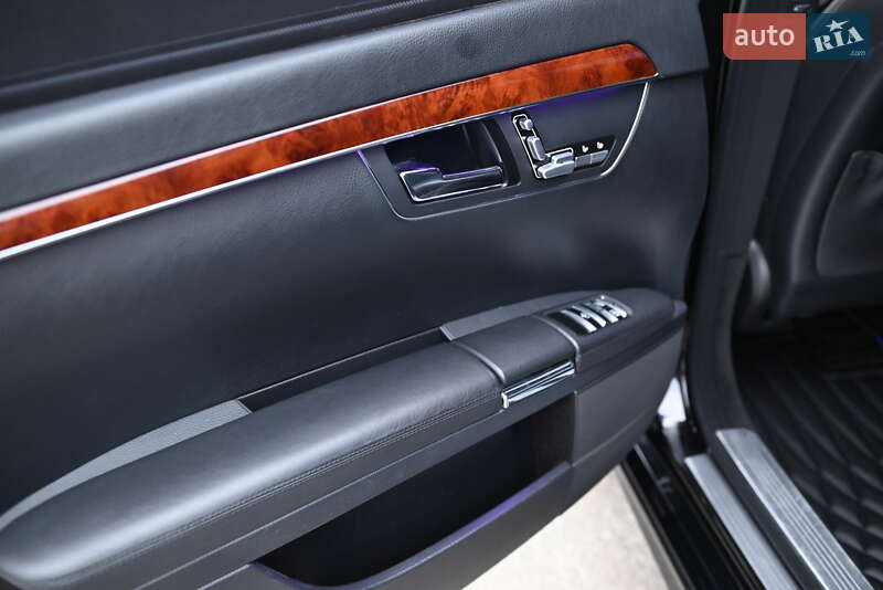 Седан Mercedes-Benz S-Class 2007 в Любаре фото 51 Седан Mercedes-Benz S-Class 2007 в Любаре