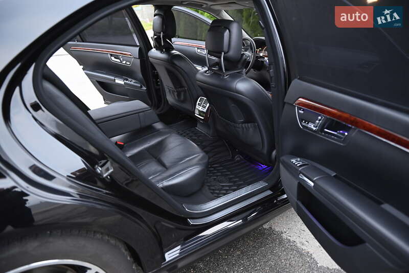 Седан Mercedes-Benz S-Class 2007 в Любаре фото 56 Седан Mercedes-Benz S-Class 2007 в Любаре