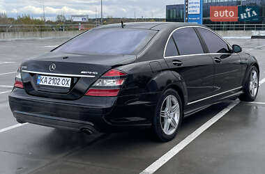 Седан Mercedes-Benz S-Class 2006 в 