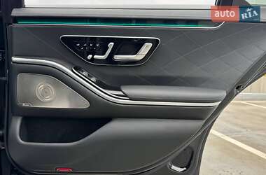 Седан Mercedes-Benz S-Class 2020 в  фото 30 Седан Mercedes-Benz S-Class 2020 в