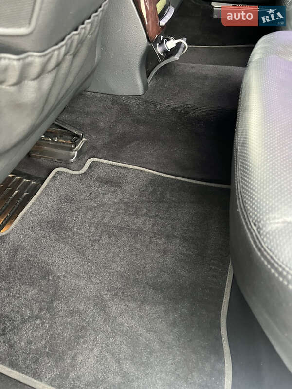 Седан Mercedes-Benz S-Class 2009 в Києві
