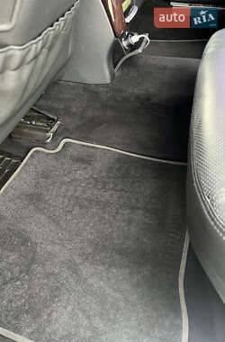 Седан Mercedes-Benz S-Class 2009 в  фото 16 Седан Mercedes-Benz S-Class 2009 в