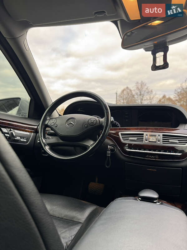 Седан Mercedes-Benz S-Class 2010 в Чернівцях фото 19 Седан Mercedes-Benz S-Class 2010 в Чернівцях