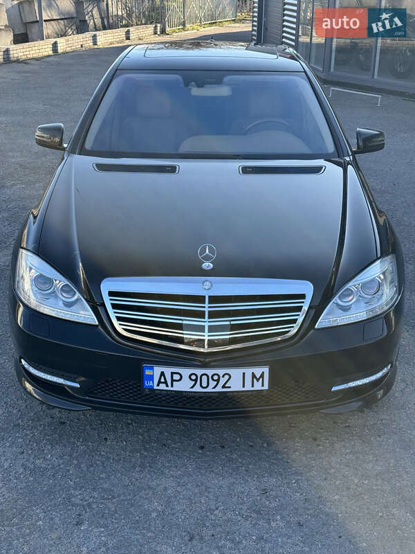 Mercedes-Benz S-Class 2008