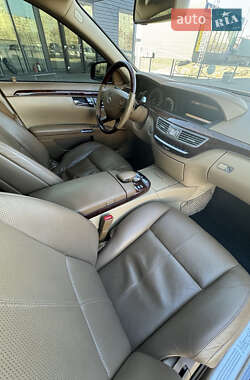 Седан Mercedes-Benz S-Class 2008 в  фото 24 Седан Mercedes-Benz S-Class 2008 в