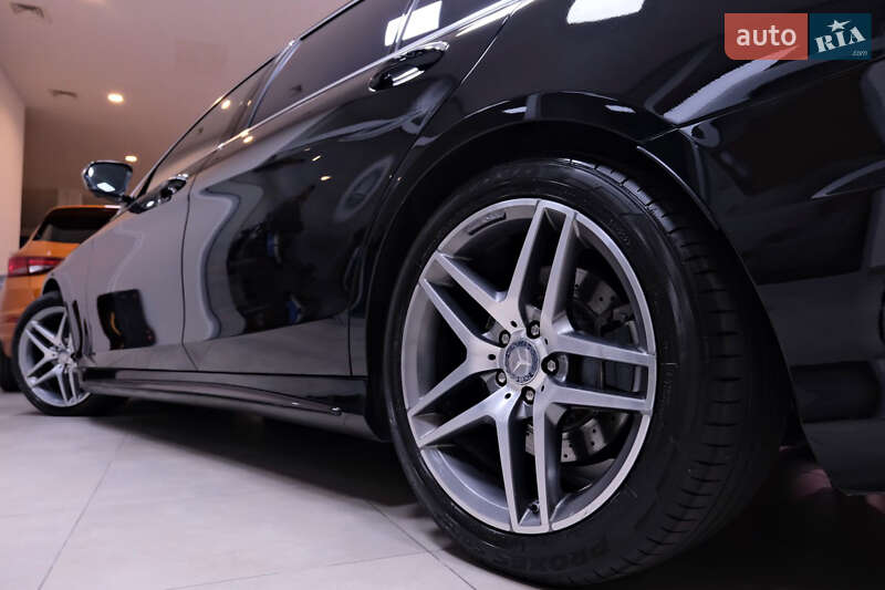 Седан Mercedes-Benz S-Class 2015 в Львове