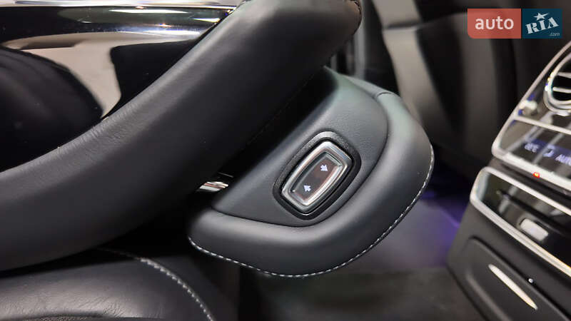 Седан Mercedes-Benz S-Class 2015 в Львове