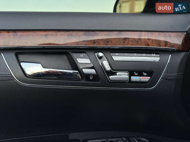 Седан Mercedes-Benz S-Class 2006 в Черновцах