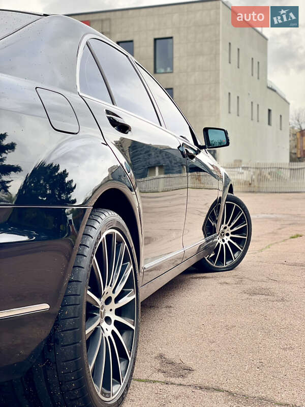 Седан Mercedes-Benz S-Class 2011 в Києві