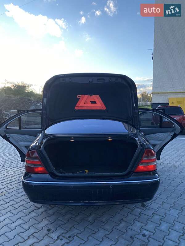 Седан Mercedes-Benz S-Class 2001 в Виннице