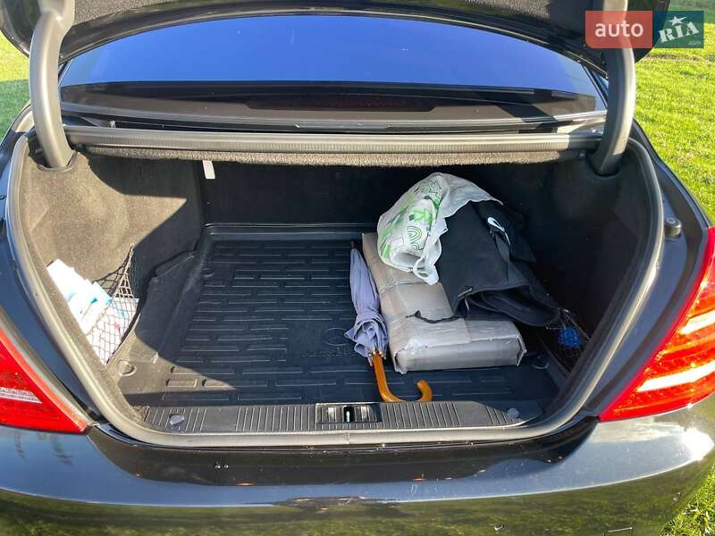 Седан Mercedes-Benz S-Class 2010 в Киеве