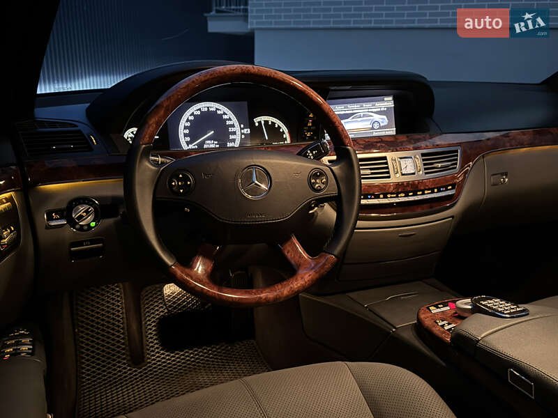 Седан Mercedes-Benz S-Class 2008 в Ужгороді фото 74 Седан Mercedes-Benz S-Class 2008 в Ужгороді