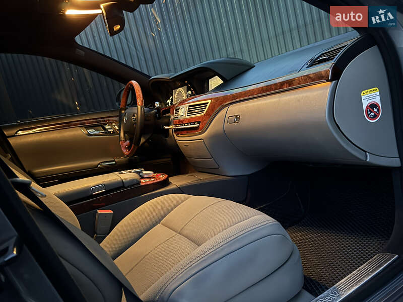 Седан Mercedes-Benz S-Class 2008 в Ужгороді фото 83 Седан Mercedes-Benz S-Class 2008 в Ужгороді