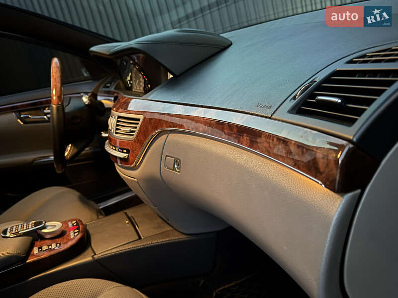 Седан Mercedes-Benz S-Class 2008 в Ужгороді фото 87 Седан Mercedes-Benz S-Class 2008 в Ужгороді