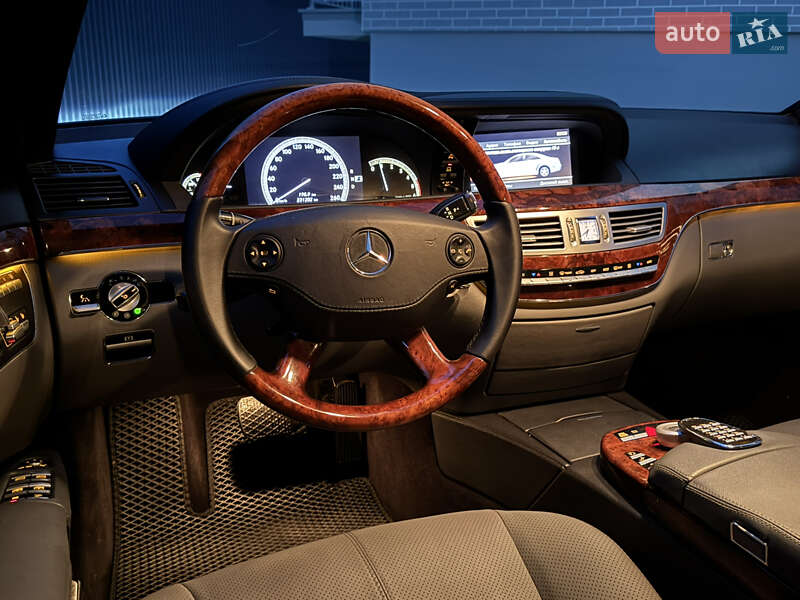 Седан Mercedes-Benz S-Class 2008 в Ужгороді фото 92 Седан Mercedes-Benz S-Class 2008 в Ужгороді