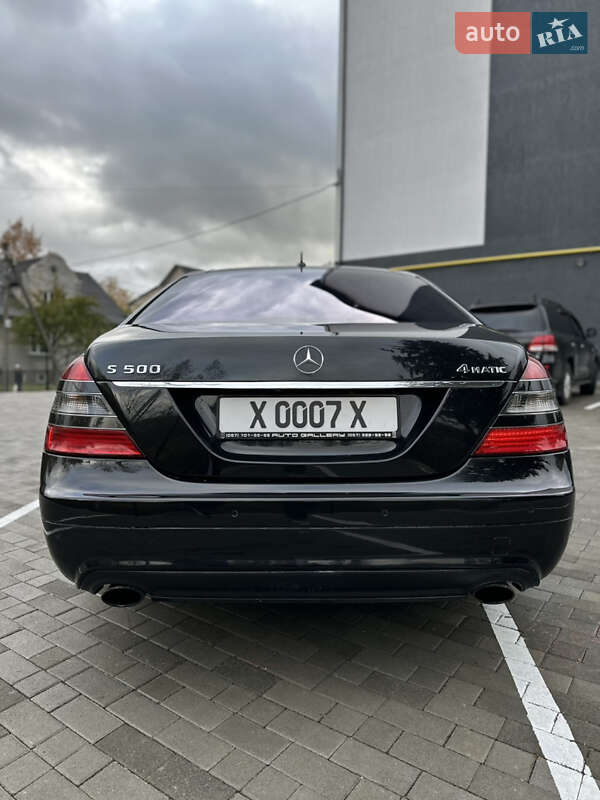 Седан Mercedes-Benz S-Class 2007 в Кременці