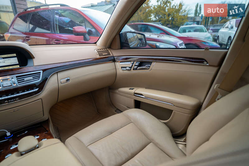 Седан Mercedes-Benz S-Class 2010 в Киеве фото 22 Седан Mercedes-Benz S-Class 2010 в Киеве