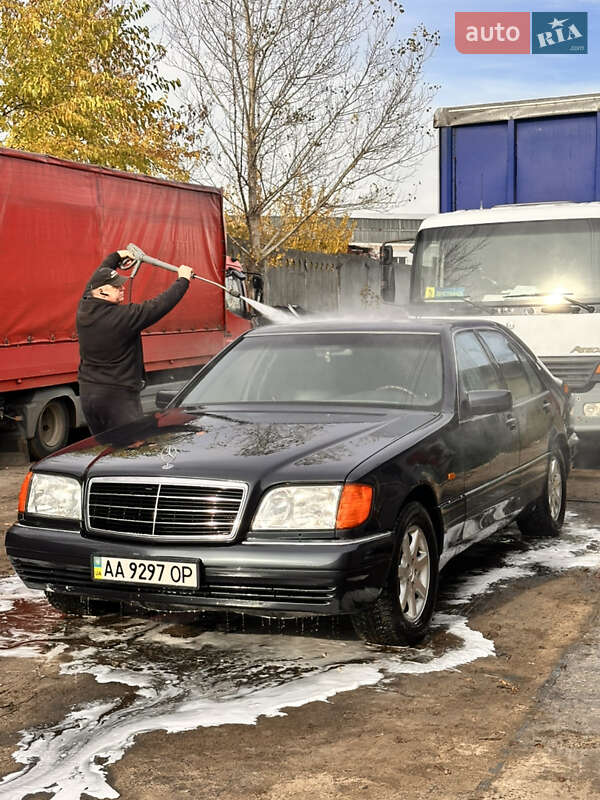 Mercedes-Benz S-Class 1998