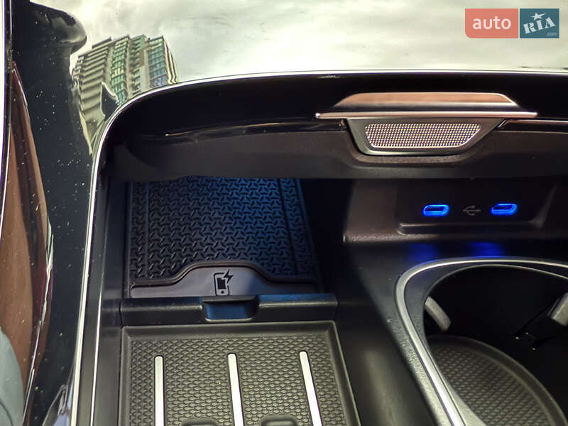 Седан Mercedes-Benz S-Class 2024 в Киеве