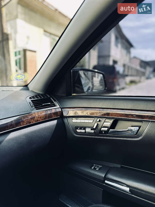 Седан Mercedes-Benz S-Class 2008 в Тячеве