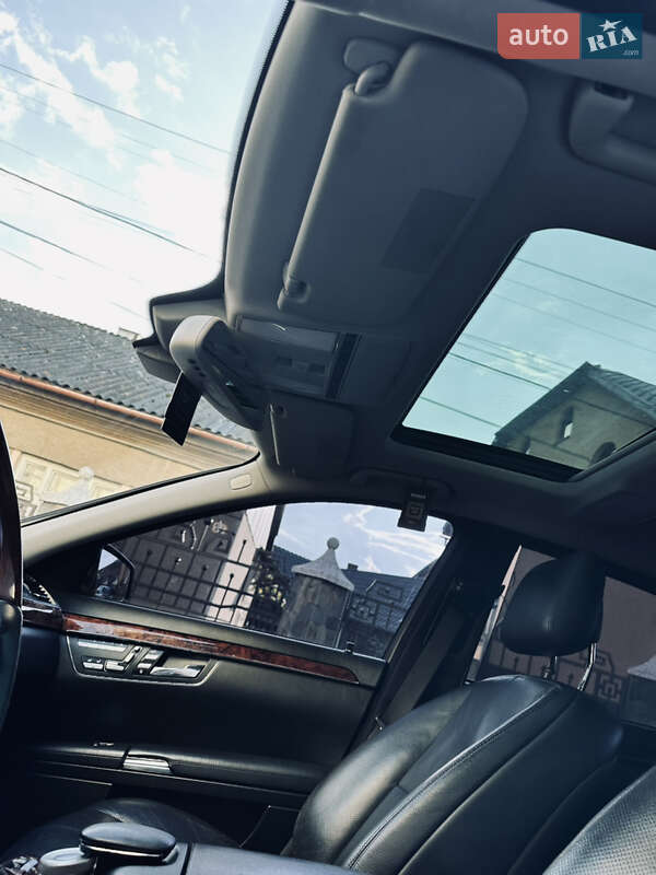 Седан Mercedes-Benz S-Class 2008 в Тячеве