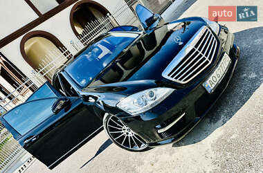 Седан Mercedes-Benz S-Class 2008 в Тячеве