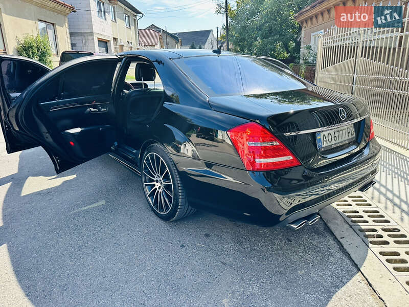 Седан Mercedes-Benz S-Class 2008 в Тячеве