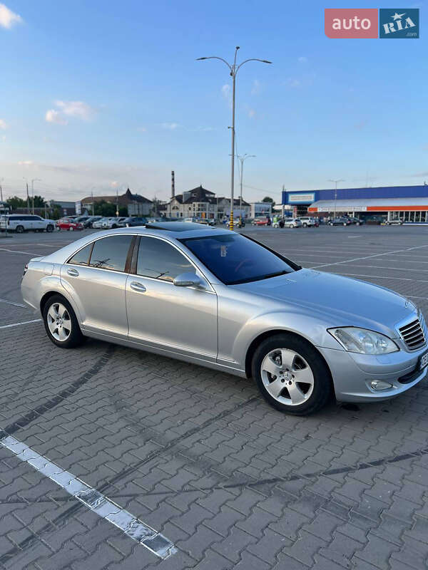 Седан Mercedes-Benz S-Class 2006 в Черновцах