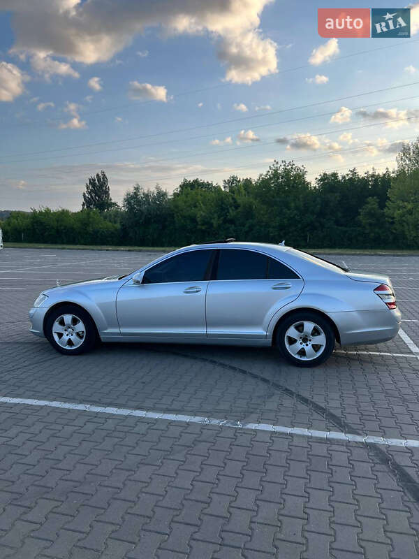 Седан Mercedes-Benz S-Class 2006 в Черновцах