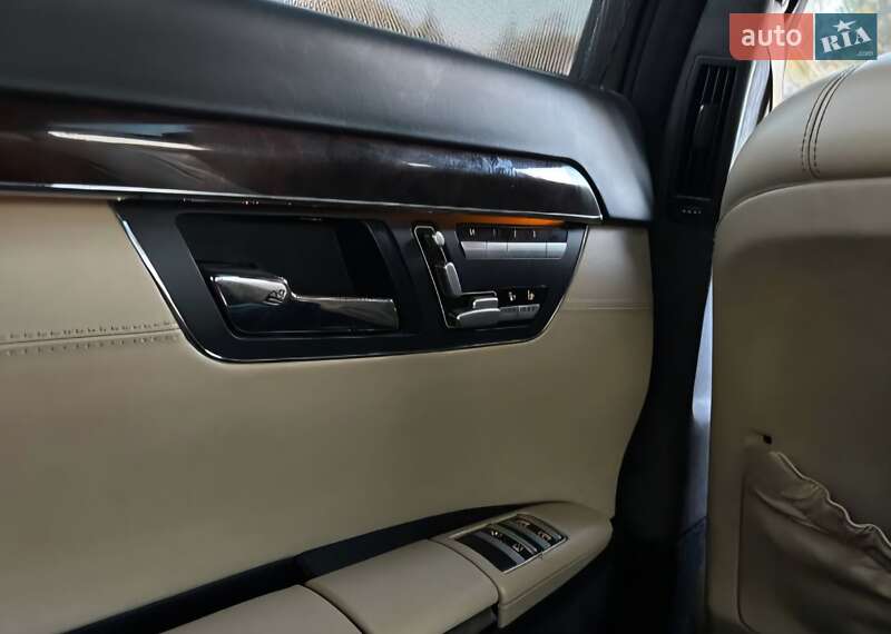Седан Mercedes-Benz S-Class 2007 в Кривом Роге фото 18 Седан Mercedes-Benz S-Class 2007 в Кривом Роге