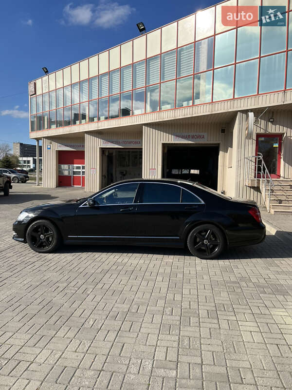 Седан Mercedes-Benz S-Class 2012 в Запорожье