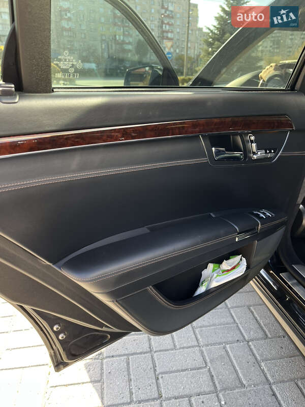 Седан Mercedes-Benz S-Class 2012 в Запорожье