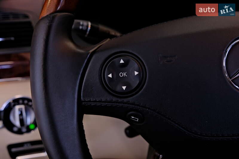 Седан Mercedes-Benz S-Class 2007 в Одесі