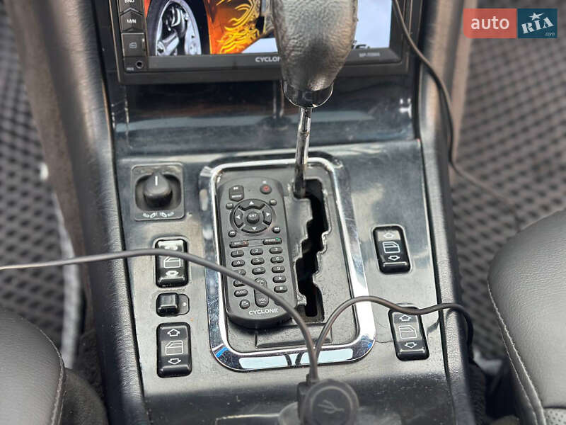 Седан Mercedes-Benz S-Class 1993 в Днепре фото 34 Седан Mercedes-Benz S-Class 1993 в Днепре