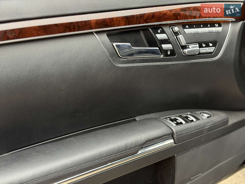 Седан Mercedes-Benz S-Class 2011 в Києві