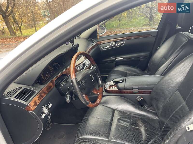 Седан Mercedes-Benz S-Class 2007 в Рівному