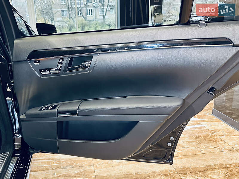 Седан Mercedes-Benz S-Class 2011 в Киеве фото 52 Седан Mercedes-Benz S-Class 2011 в Киеве