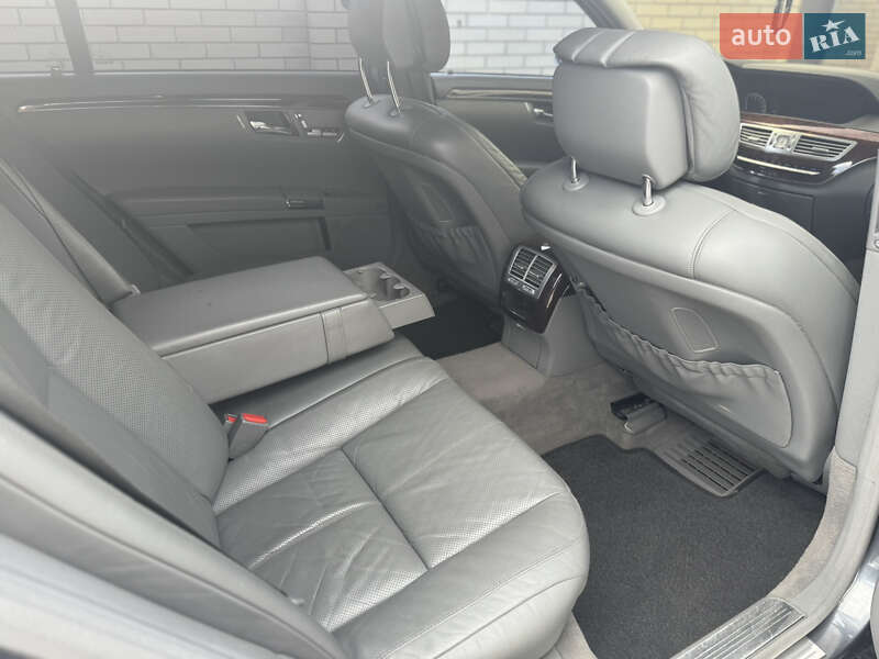 Седан Mercedes-Benz S-Class 2006 в Запорожье