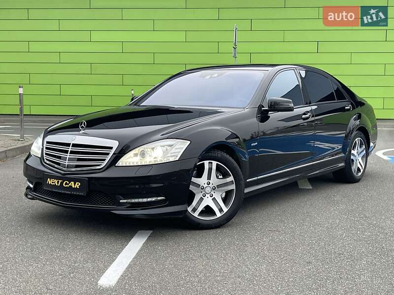 Mercedes-Benz S-Class 2011 Mercedes-Benz S-Class 2011