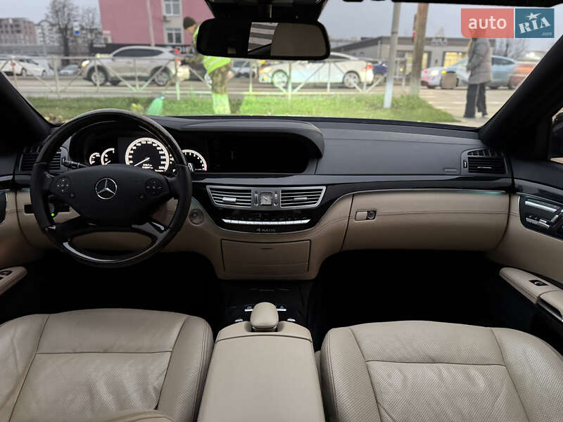 Седан Mercedes-Benz S-Class 2012 в Хмельницькому