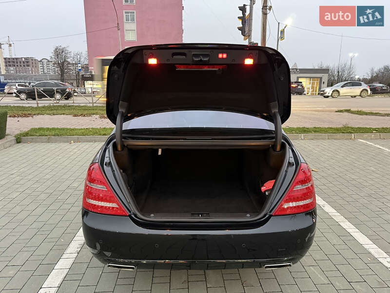 Седан Mercedes-Benz S-Class 2012 в Хмельницькому