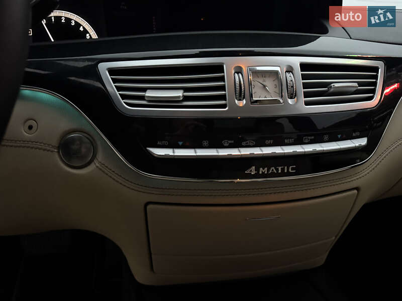 Седан Mercedes-Benz S-Class 2012 в Хмельницькому