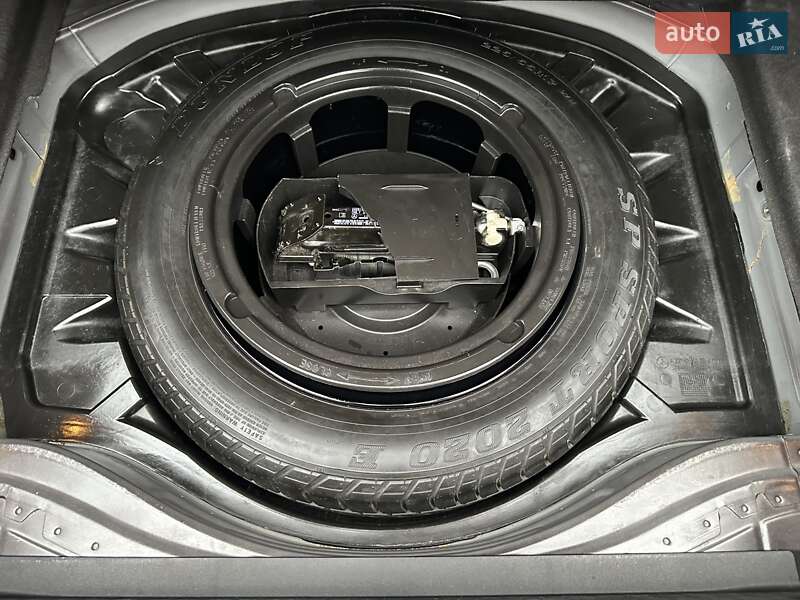 Седан Mercedes-Benz S-Class 2010 в Києві