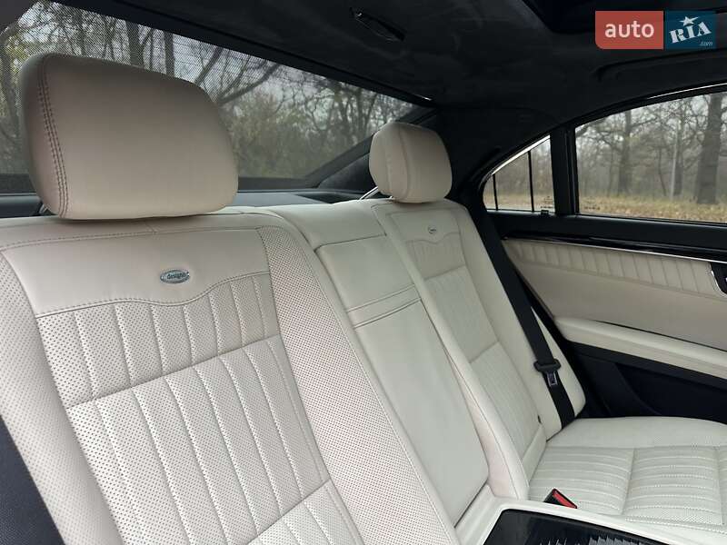 Седан Mercedes-Benz S-Class 2010 в Києві