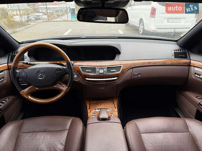 Седан Mercedes-Benz S-Class 2010 в Чернівцях фото 29 Седан Mercedes-Benz S-Class 2010 в Чернівцях