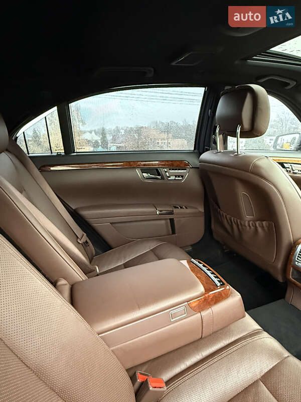 Седан Mercedes-Benz S-Class 2010 в Чернівцях фото 52 Седан Mercedes-Benz S-Class 2010 в Чернівцях