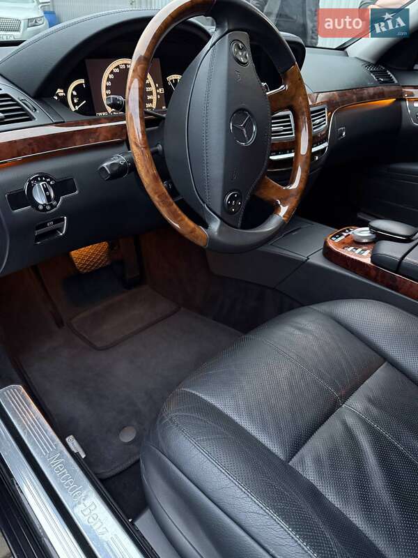Седан Mercedes-Benz S-Class 2007 в Дніпрі