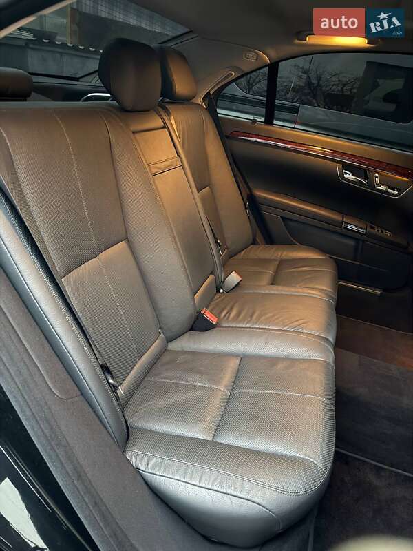 Седан Mercedes-Benz S-Class 2007 в Дніпрі
