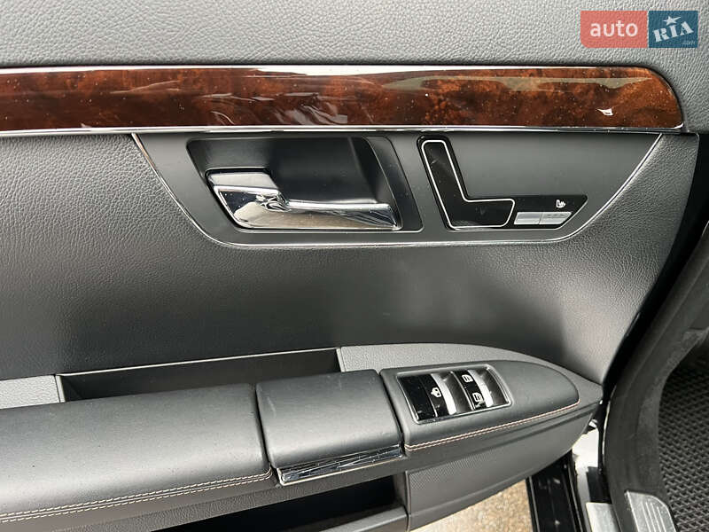 Седан Mercedes-Benz S-Class 2012 в Киеве