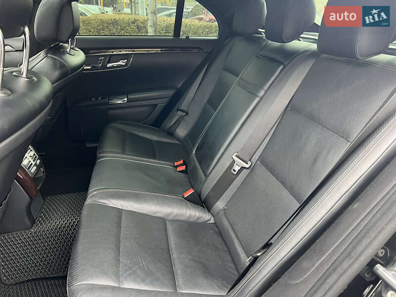 Седан Mercedes-Benz S-Class 2012 в Киеве